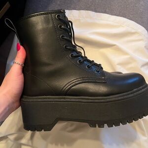 Steve Madden Black Platform Combat Boots